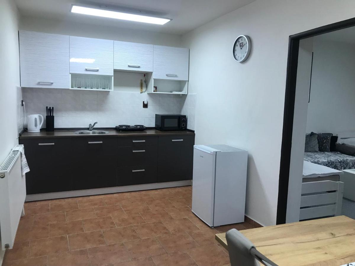 Cyklo-Moto Apartman Lomnice nad Lužnicí Eksteriør bilde